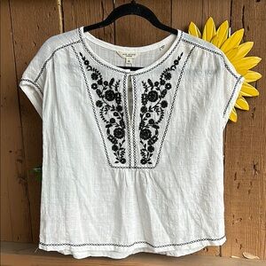 Max Studio White Cap Sleeve Embellished Blouse